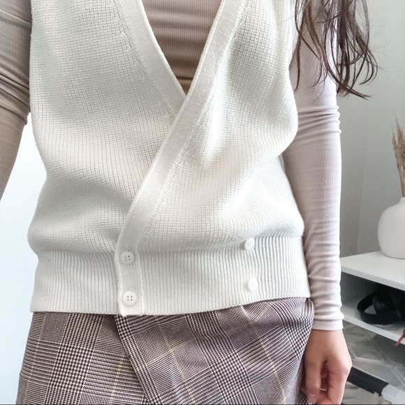 Vintage Cream off white Vest - Picture 3 of 4